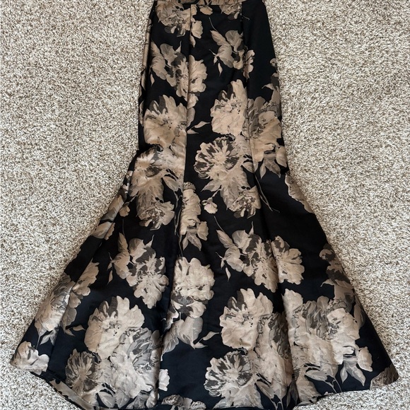 Xscape Black and Tan Floral Dress - Picture 1 of 6